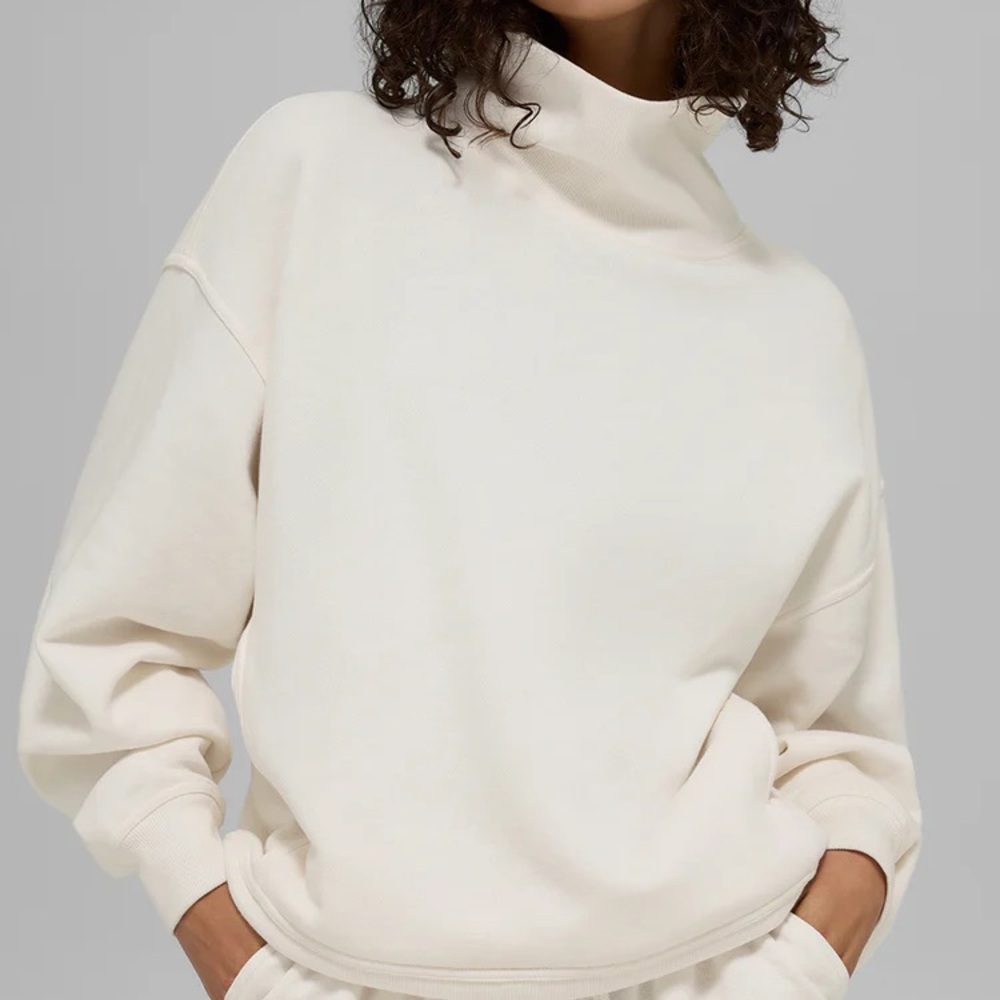 Alo Pullover - image 1